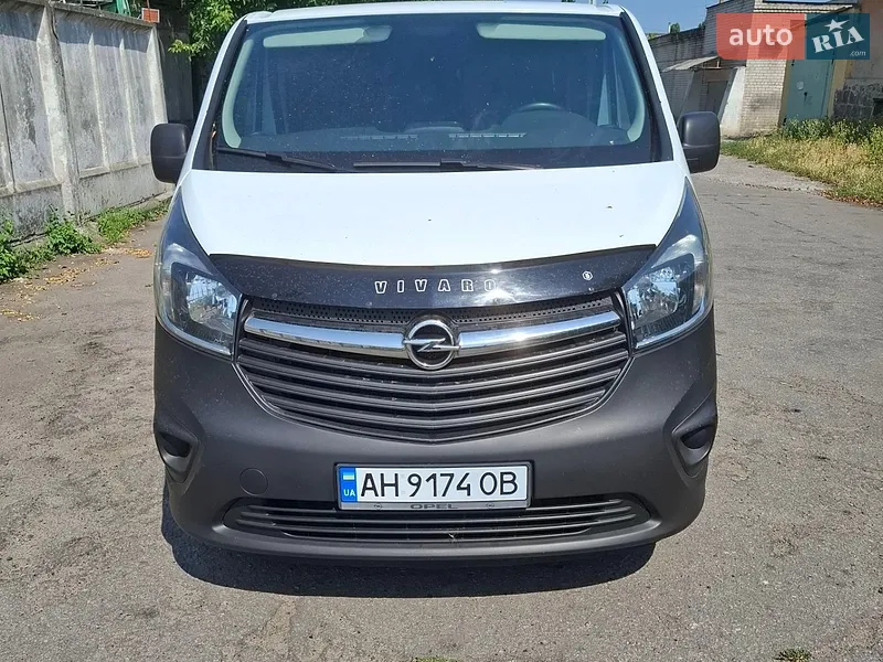 Opel Vivaro 2016