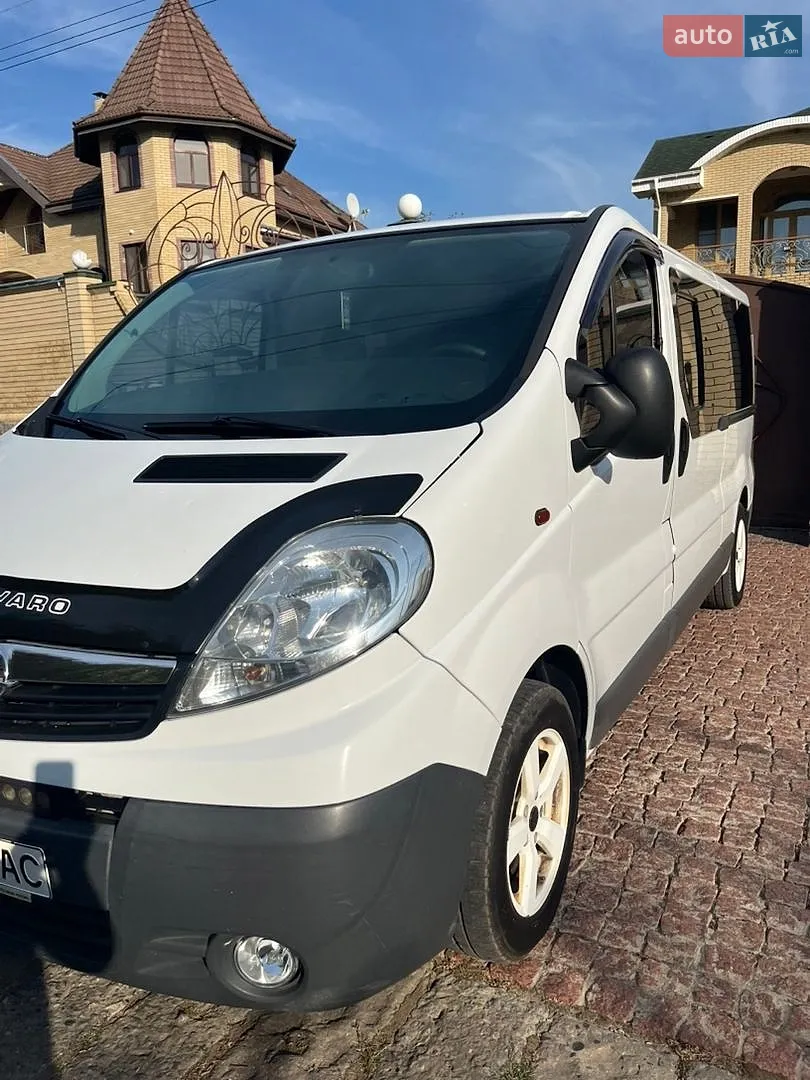 2010 Opel Vivaro - мініатюра 3