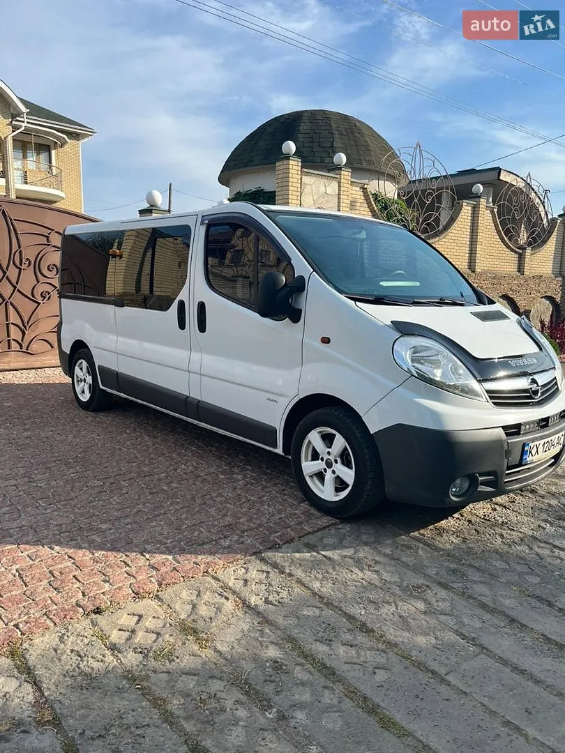 2010 Opel Vivaro - мініатюра 5