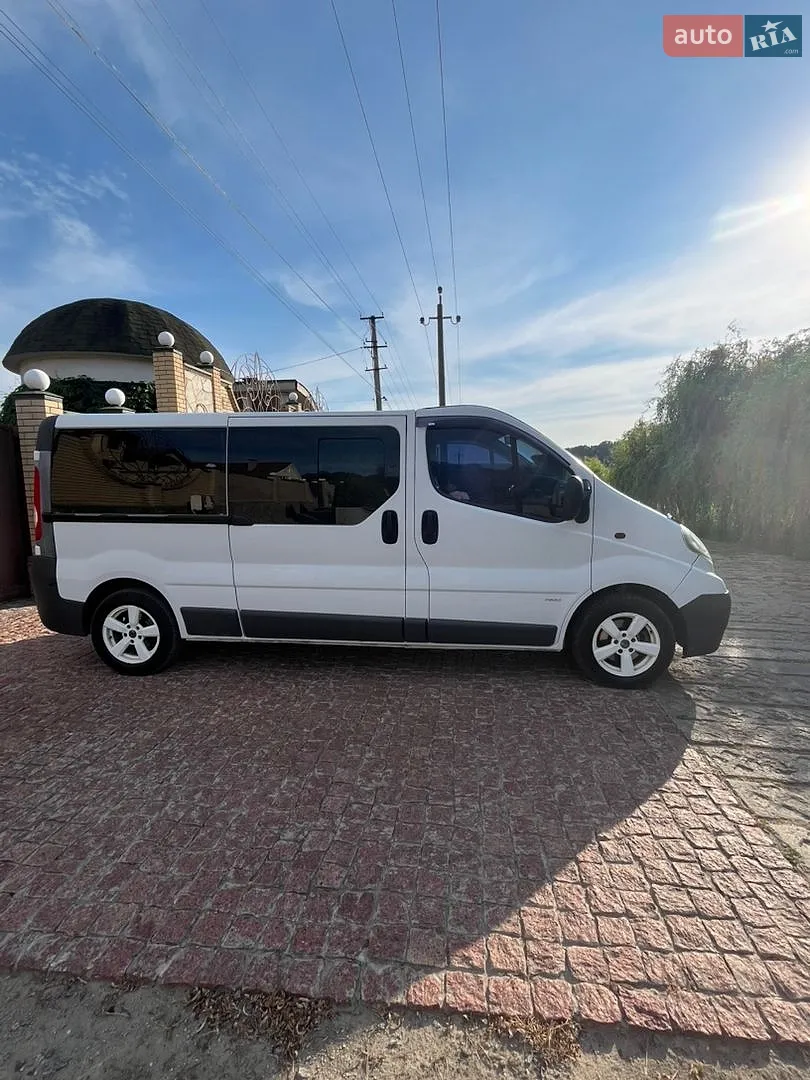 2010 Opel Vivaro - мініатюра 6