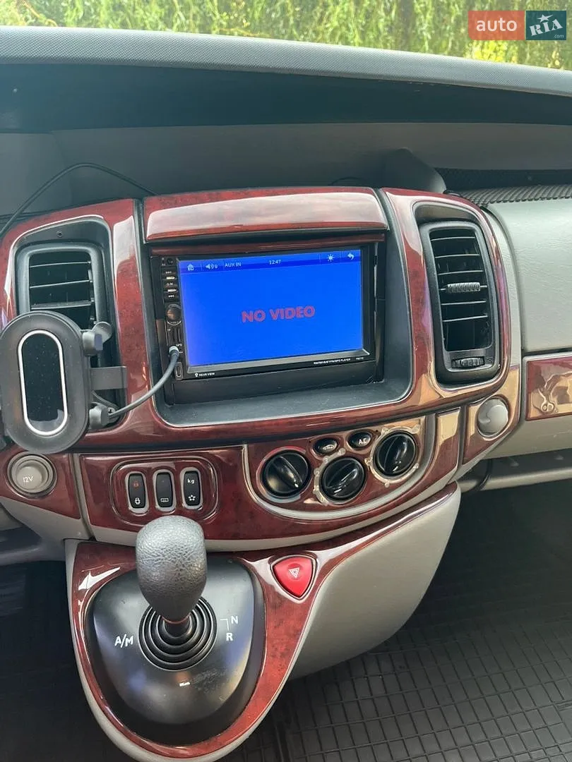 2010 Opel Vivaro - мініатюра 16