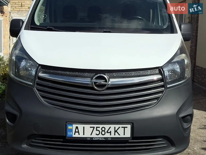 Opel Vivaro 2015