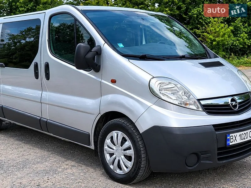 Opel Vivaro 2012