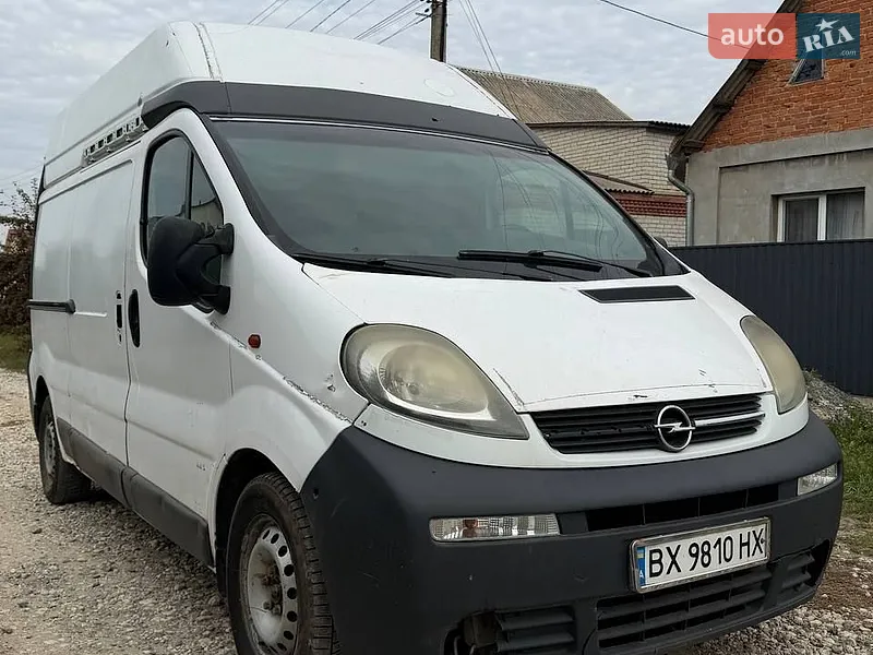 Opel Vivaro 2003