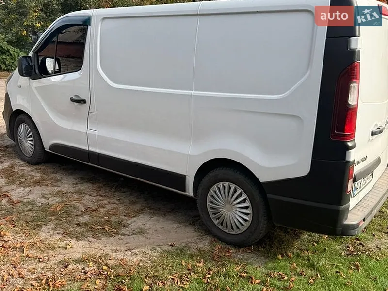 Opel Vivaro 2015