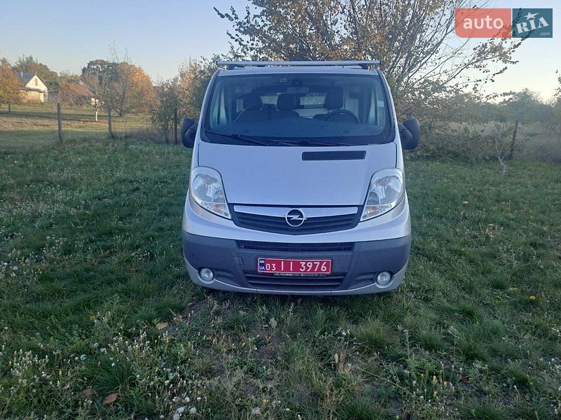 Opel Vivaro 2013 Opel Vivaro 2013