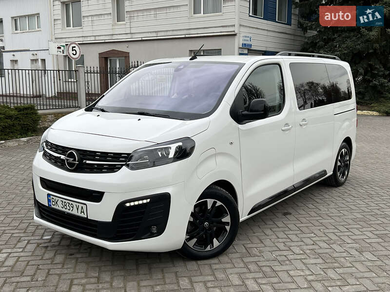 Opel Zafira Life 2022