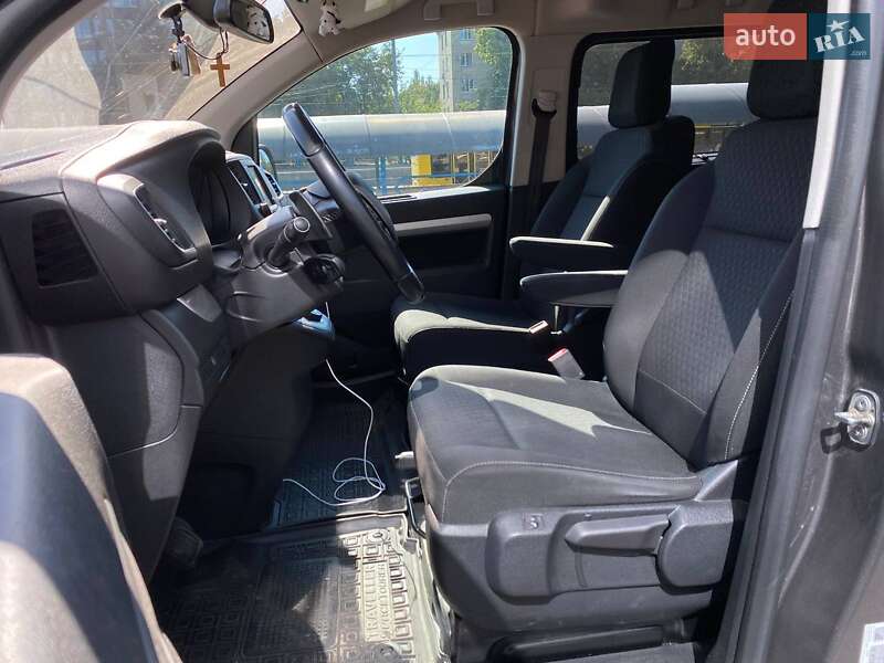 Минивэн Opel Zafira Life 2020 в Киеве фото 11 Минивэн Opel Zafira Life 2020 в Киеве