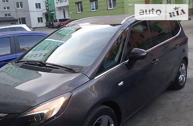 Минивэн Opel Zafira Tourer 2013 в Ивано-Франковске