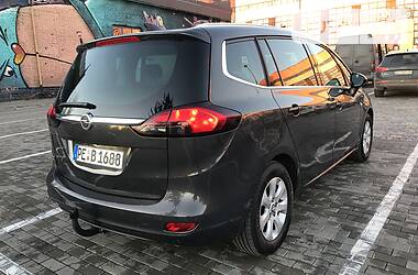 Мінівен Opel Zafira Tourer 2015 в Луцьку