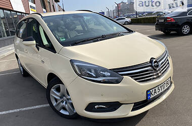 Opel Zafira Tourer 2018