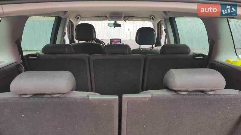 Минивэн Opel Zafira Tourer 2012 в Рахове