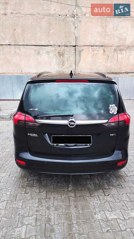 Минивэн Opel Zafira Tourer 2012 в Рахове