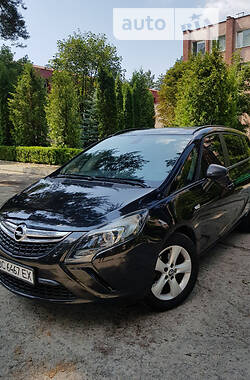 Минивэн Opel Zafira Tourer 2012 в Нетешине