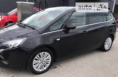 Opel Zafira Tourer 2015