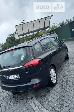 Мінівен Opel Zafira Tourer 2012 в Золочеві