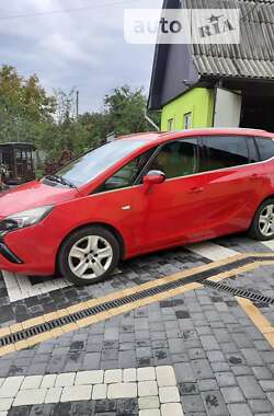 Минивэн Opel Zafira Tourer 2012 в 