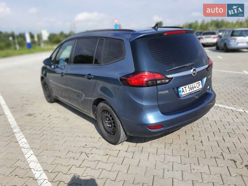 Минивэн Opel Zafira Tourer 2013 в Коломые