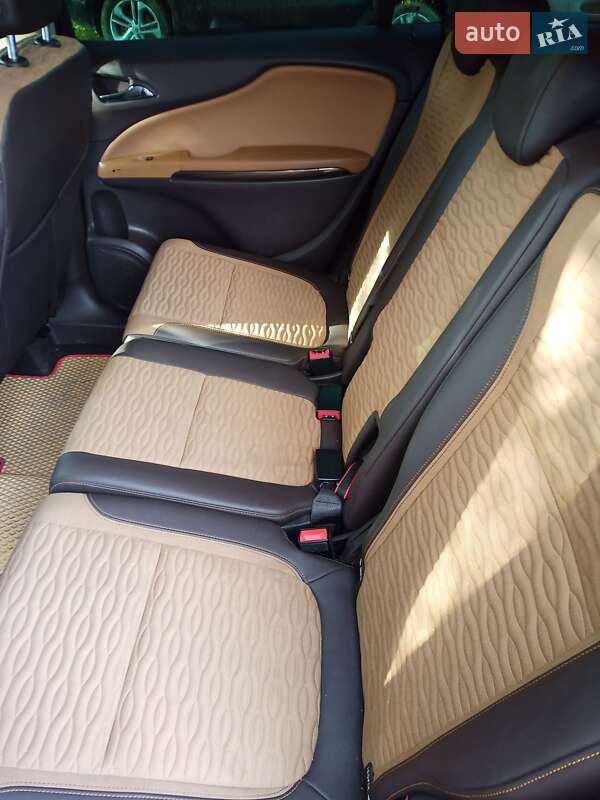 Минивэн Opel Zafira Tourer 2013 в Староконстантинове