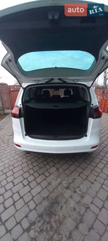 Минивэн Opel Zafira Tourer 2016 в Малине