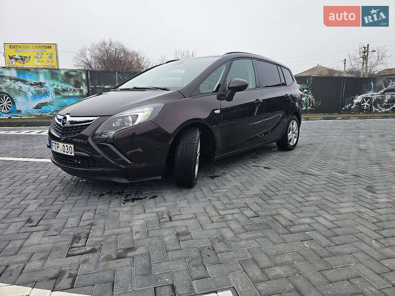 Минивэн Opel Zafira Tourer 2012 в Сокирянах фото 4 Минивэн Opel Zafira Tourer 2012 в Сокирянах