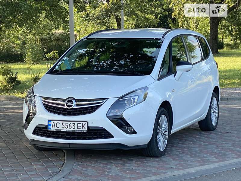 Минивэн Opel Zafira Tourer 2016 в Кропивницком