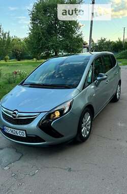 Мінівен Opel Zafira Tourer 2012 в Лубнах