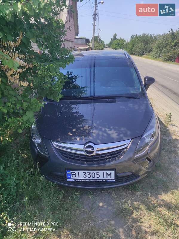Мінівен Opel Zafira Tourer 2014 в Кременчуці фото 2 Мінівен Opel Zafira Tourer 2014 в Кременчуці