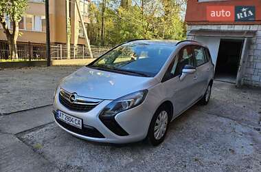 Opel Zafira Tourer 2013 Opel Zafira Tourer 2013
