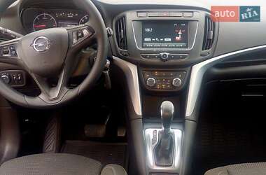 Минивэн Opel Zafira Tourer 2017 в 