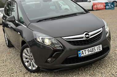 Opel Zafira Tourer 2015