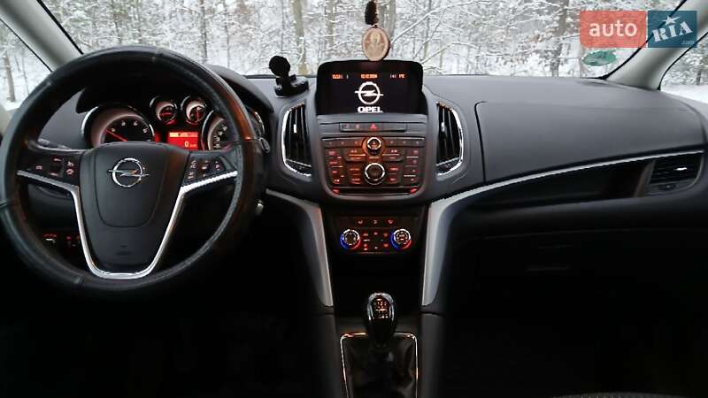 Мінівен Opel Zafira Tourer 2013 в Ємільчиному