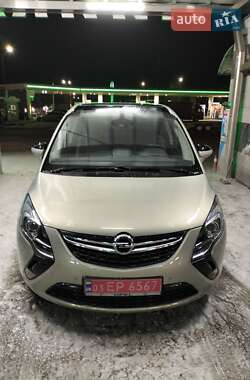 Мінівен Opel Zafira Tourer 2012 в Луцьку