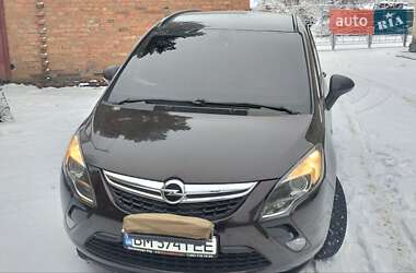 Мінівен Opel Zafira Tourer 2012 в Тростянці