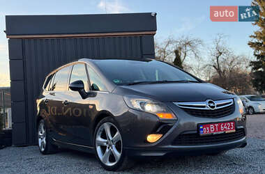 Минивэн Opel Zafira Tourer 2012 в 