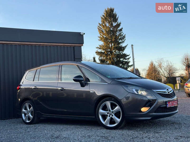Мінівен Opel Zafira Tourer 2012 в Дрогобичі