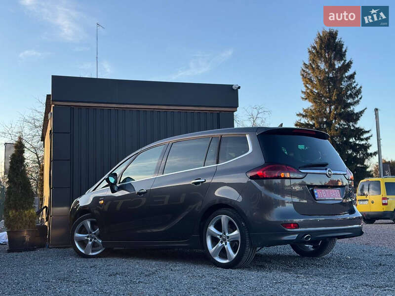 Мінівен Opel Zafira Tourer 2012 в Дрогобичі
