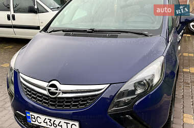 Opel Zafira Tourer 2013