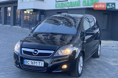 Минивэн Opel Zafira Tourer 2013 в 