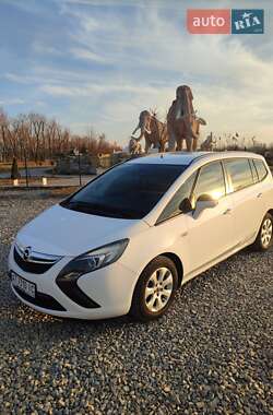 Мінівен Opel Zafira Tourer 2013 в Івано-Франківську