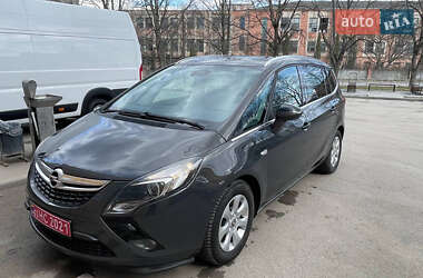 Минивэн Opel Zafira Tourer 2015 в Каменец-Подольском