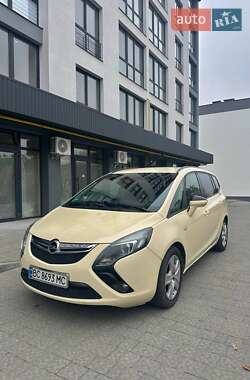 Opel Zafira Tourer 2012 Opel Zafira Tourer 2012