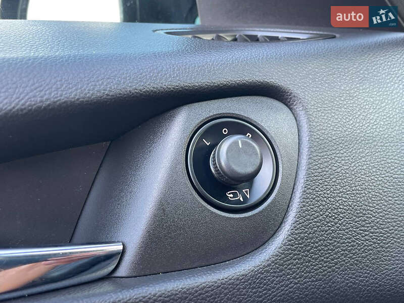 Мінівен Opel Zafira Tourer 2013 в Дрогобичі