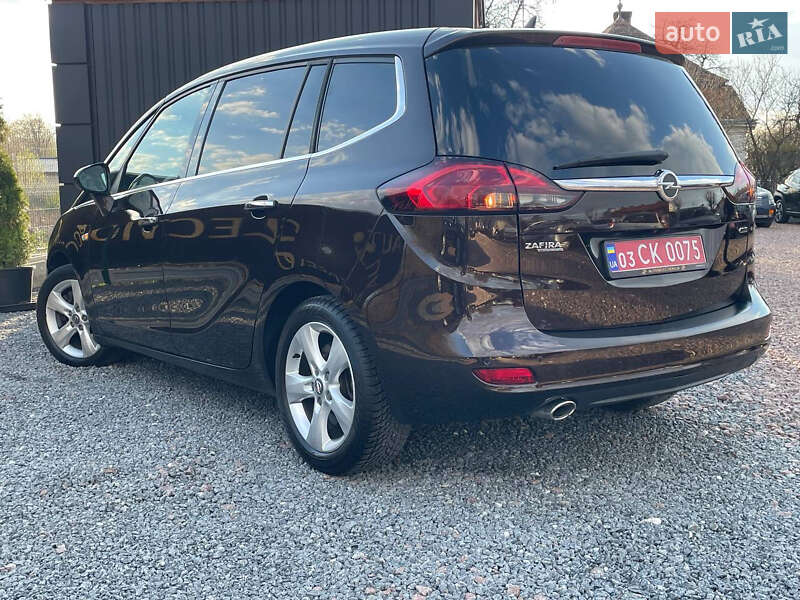 Мінівен Opel Zafira Tourer 2013 в Дрогобичі