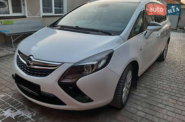 Opel Zafira Tourer 2015 Opel Zafira Tourer 2015