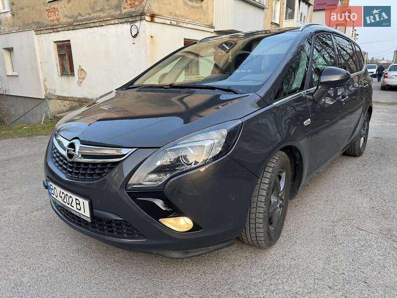 Мінівен Opel Zafira Tourer 2012 в Зборові