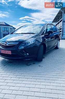 Opel Zafira Tourer 2015 Opel Zafira Tourer 2015