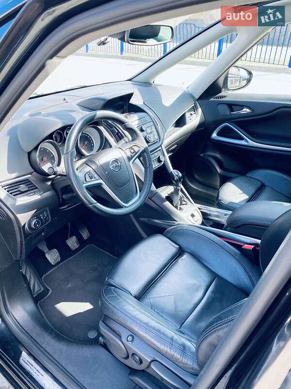 Мінівен Opel Zafira Tourer 2015 в Ковелі