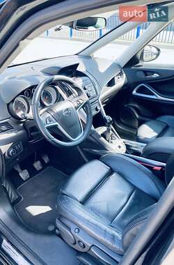 Мінівен Opel Zafira Tourer 2015 в 