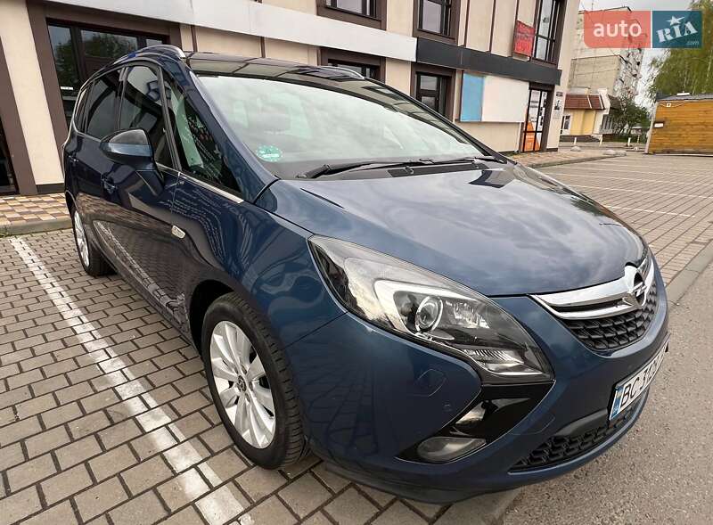 Мінівен Opel Zafira Tourer 2015 в 